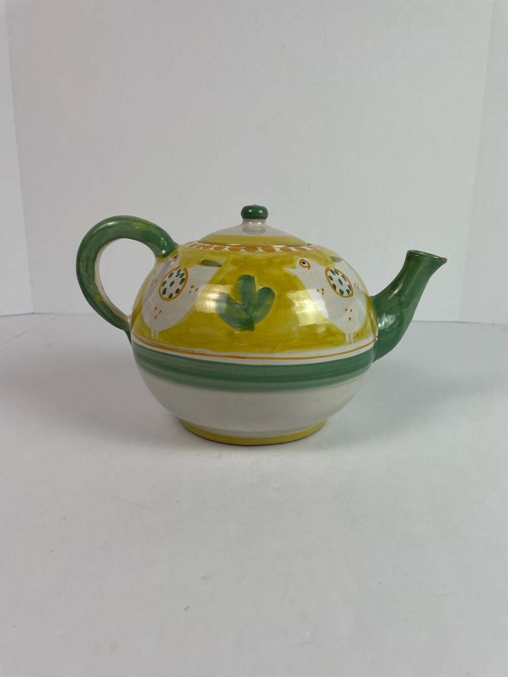 Vietri Campagna Gallina Hand-Painted Ceramic Teapot with Chickens